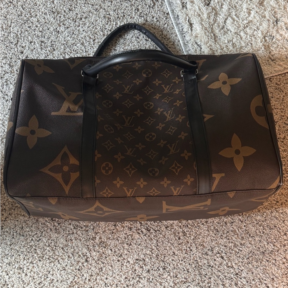 Brown duffle 😍😍